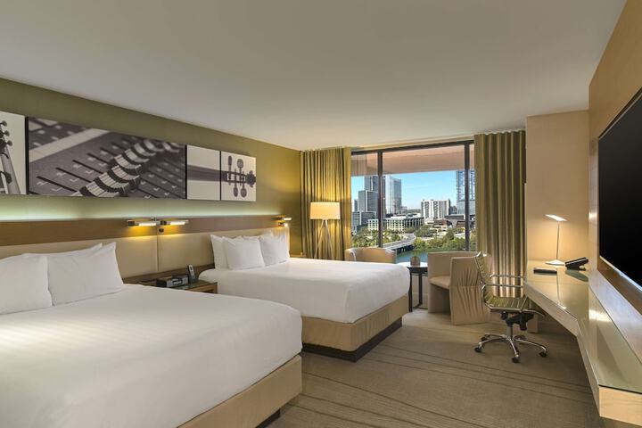 Room 29 of 47