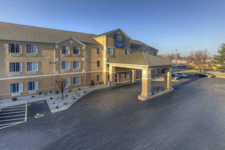 Hotel 4 of 55