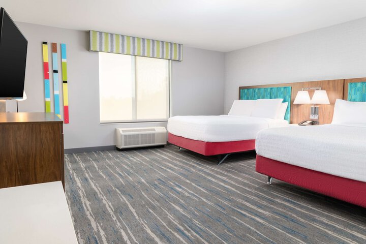 Room 34 of 51