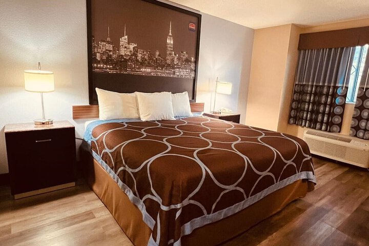 Room 19 of 20