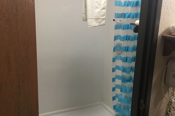 Room 20 of 38