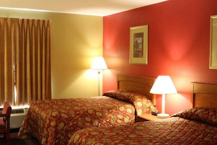 Room 10 of 24