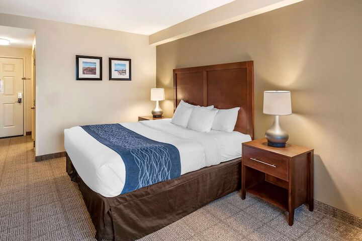 Room 5 of 30