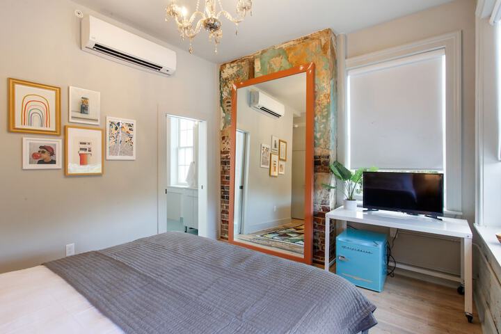 Room 72 of 164