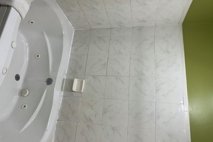 Room 26 of 41