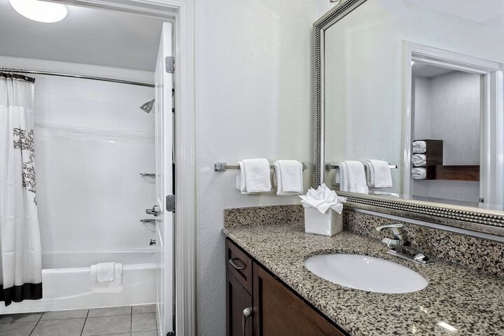 Room 20 of 26
