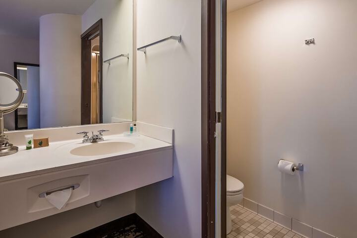 Room 20 of 31