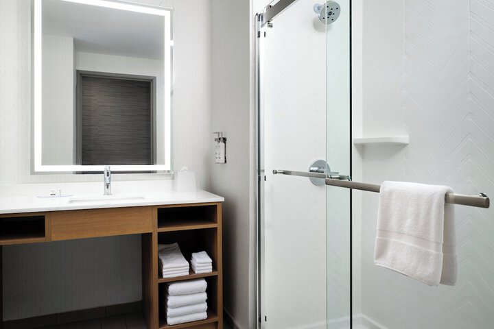 Holiday Inn Cincinnati Liberty Way by IHG
