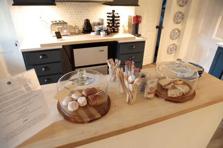 Breakfast/Coffee Service 28 of 29