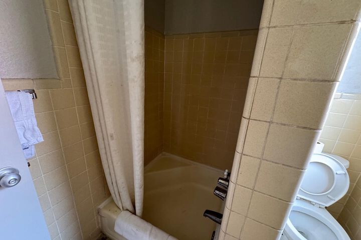 Room 20 of 40