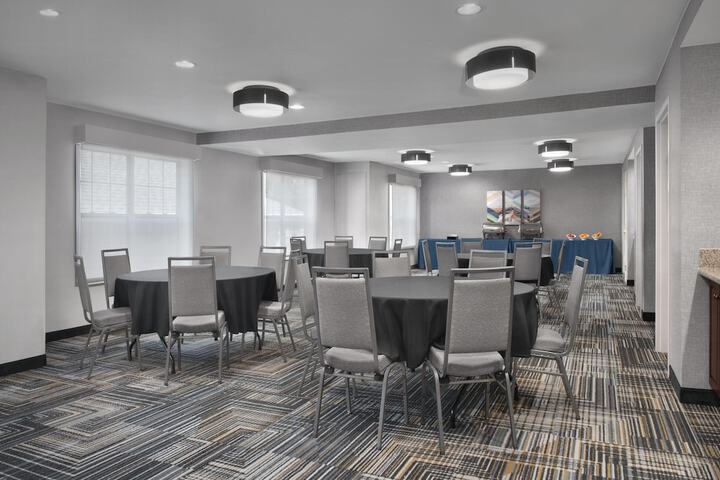Homewood Suites by Hilton Newark-Cranford
