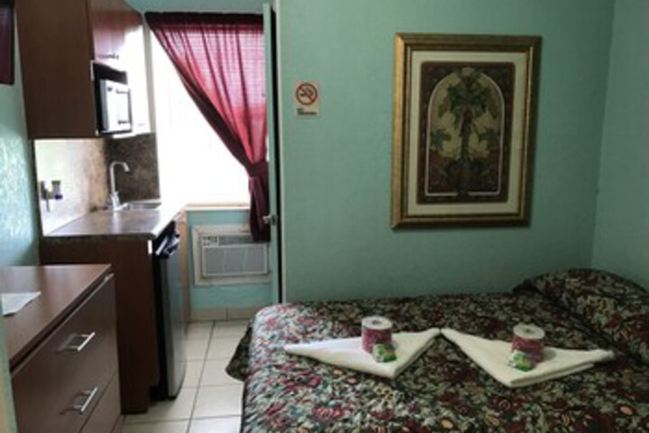 Dixie Hotel