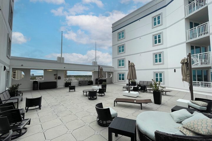 Hotel 10 of 66