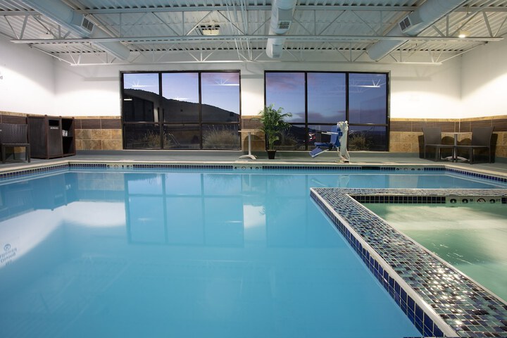 Pool 4 of 29