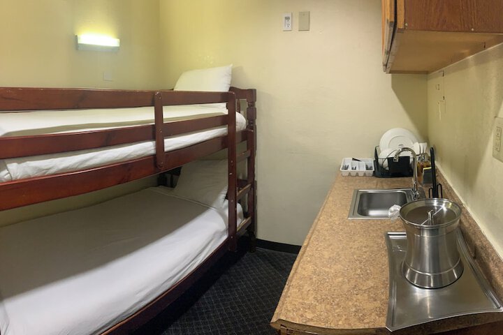 Room 31 of 43