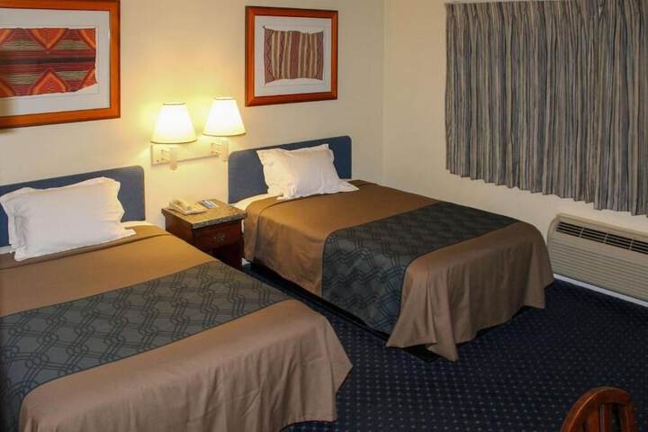 Room 11 of 22