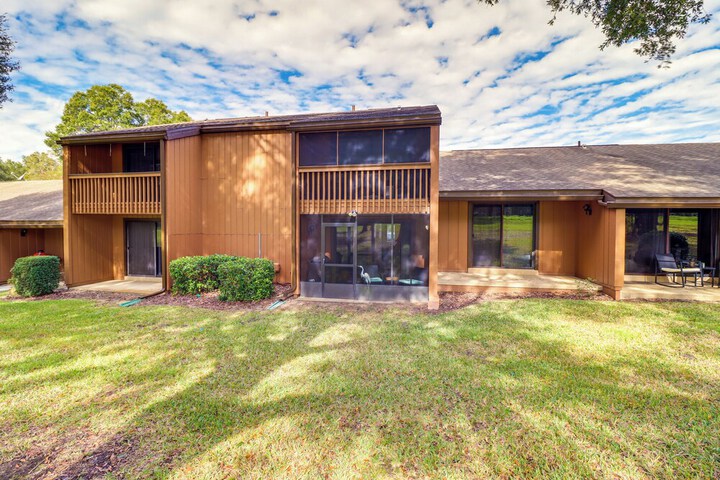 2 Mi to Rainbow Springs: Dunnellon Townhome
