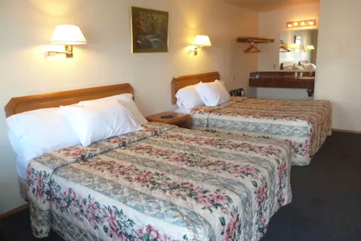 Milwaukie Inn Portland South