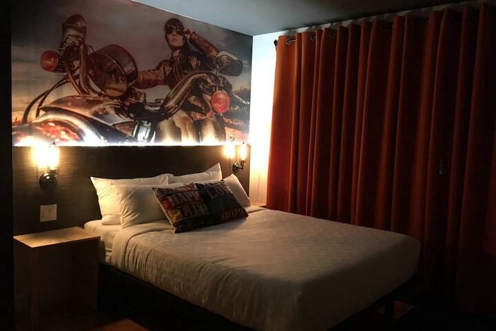 Room 12 of 50