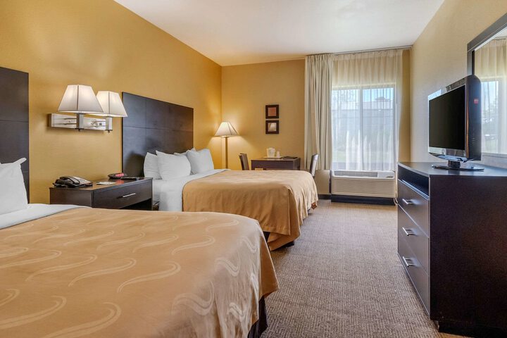 Room 16 of 37