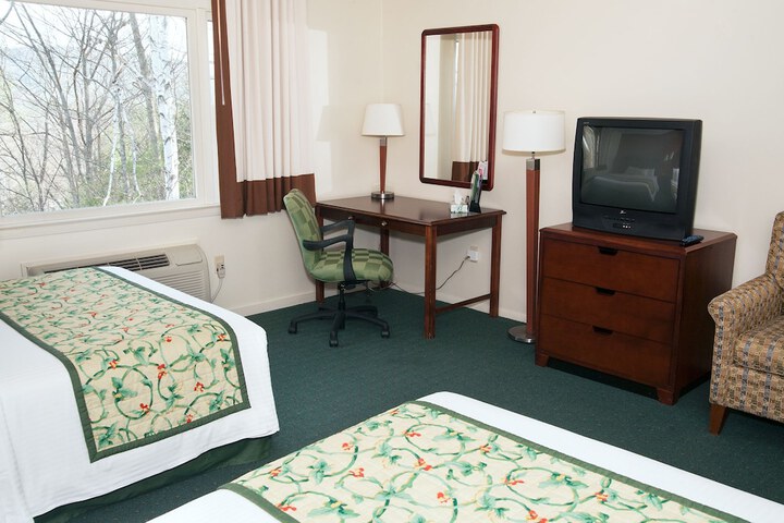 Room 16 of 34