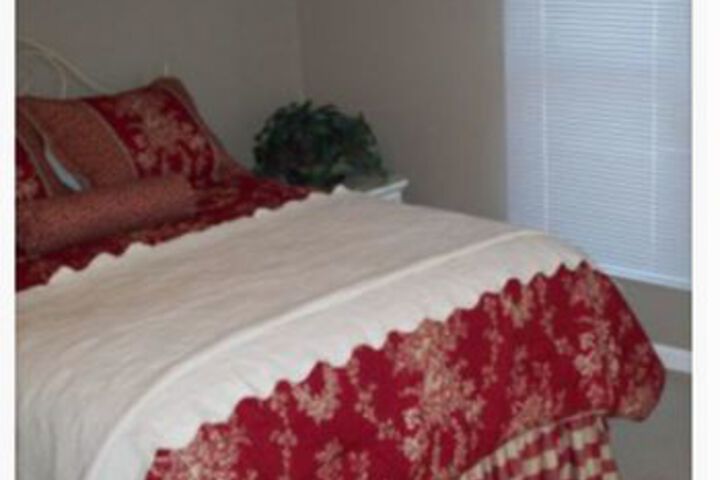 Jeni Js Gifts and Guest Houses