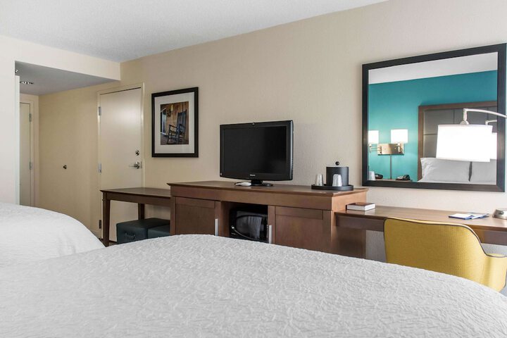 Room 13 of 29