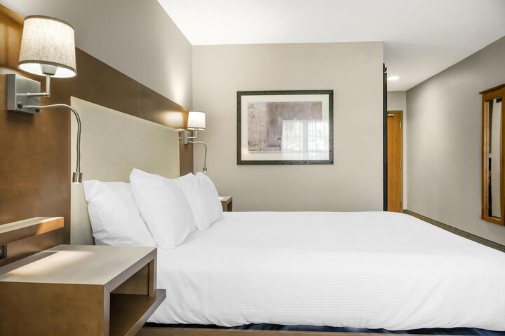 Best Western Plus Woodstock Hotel & Conference Centre