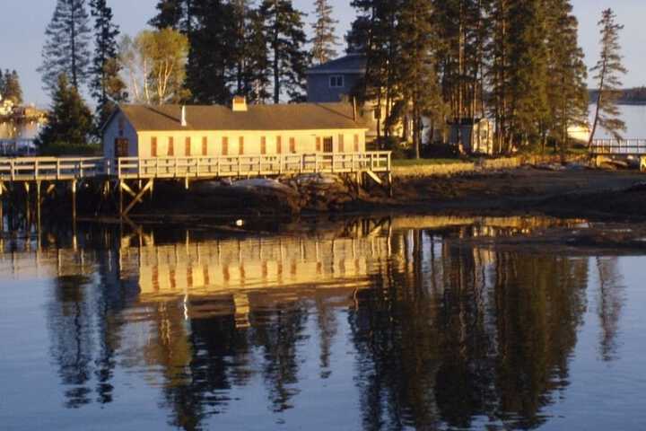 Tugboat Inn