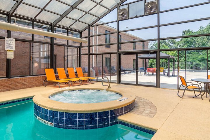 Pool 7 of 32