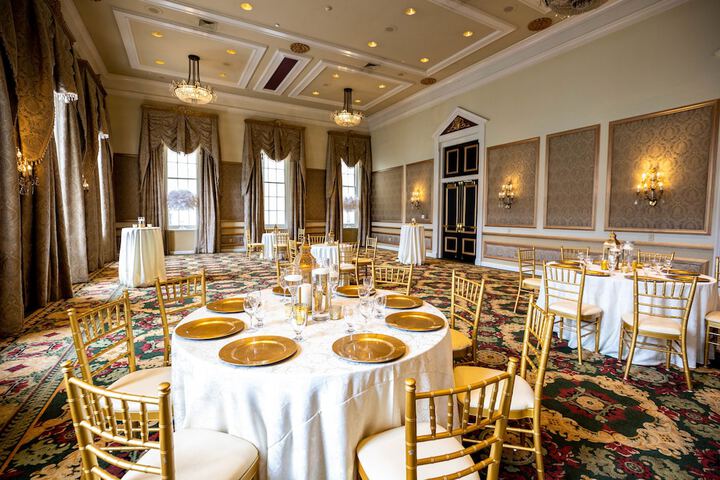 Ballroom/Hall 134 of 147
