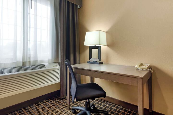 Room 56 of 76