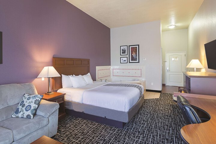 Room 45 of 73