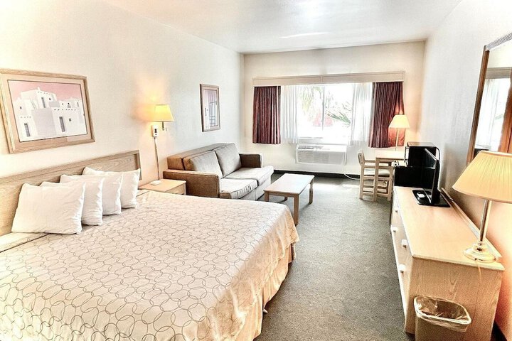 Room 7 of 22