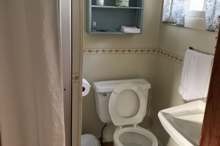Room 25 of 48