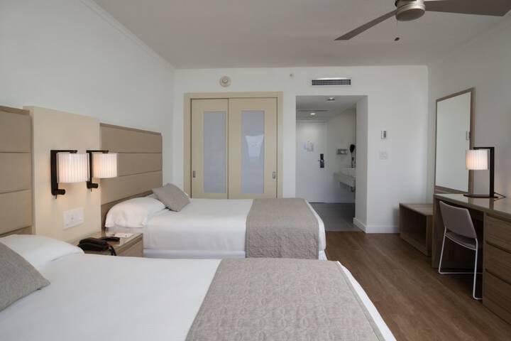 Room 15 of 47