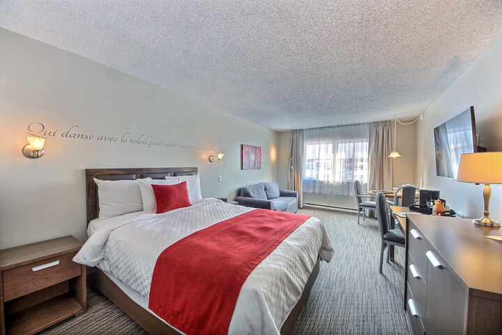 Room 15 of 28