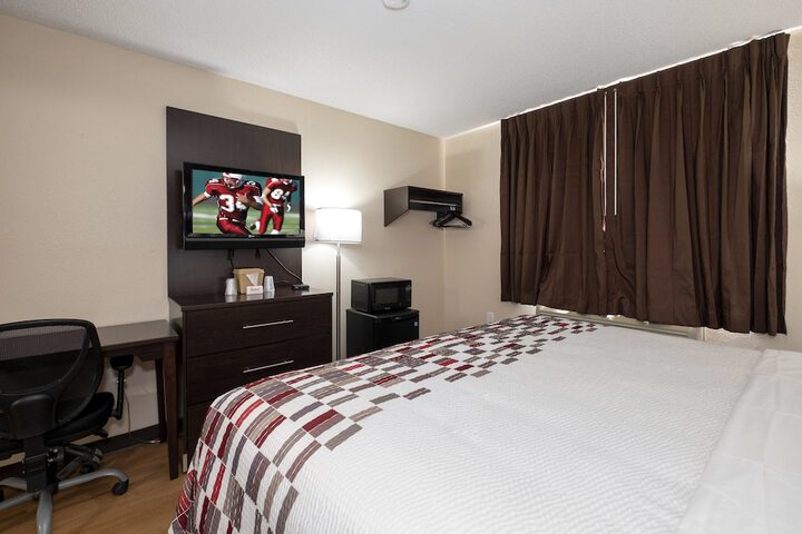 Room 16 of 27