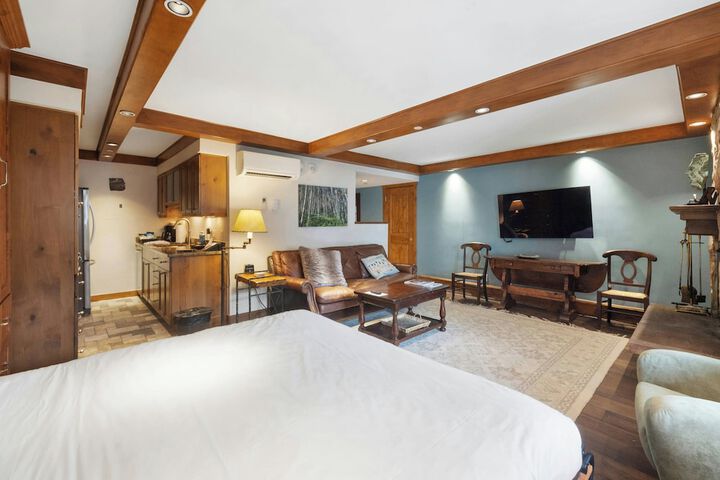 The Lodge at Vail a RockResort by Vail Resorts