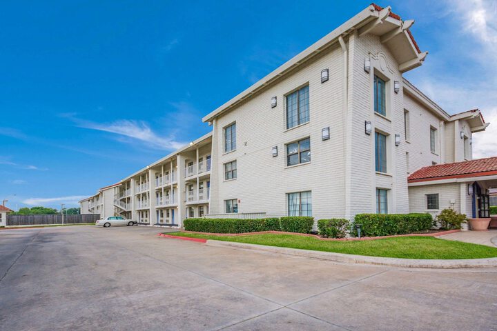Hotel 3 of 39