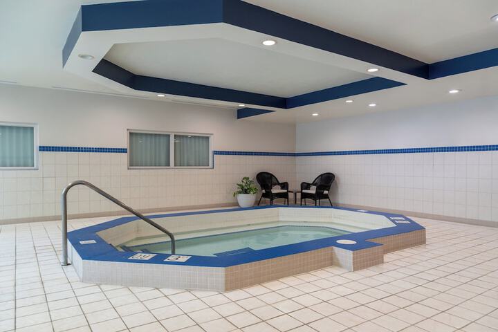 Pool 22 of 354