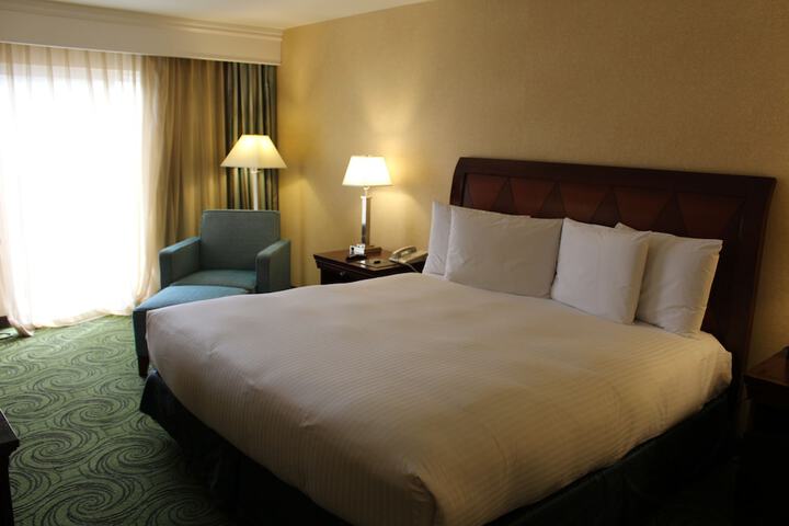 Room 35 of 39