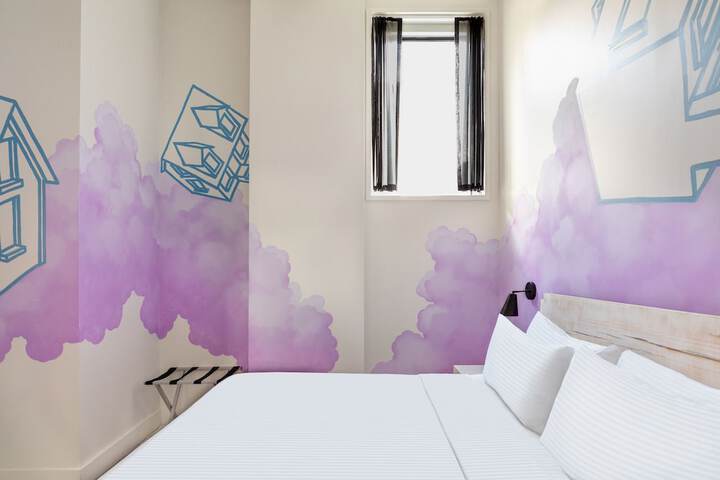 Room 15 of 72