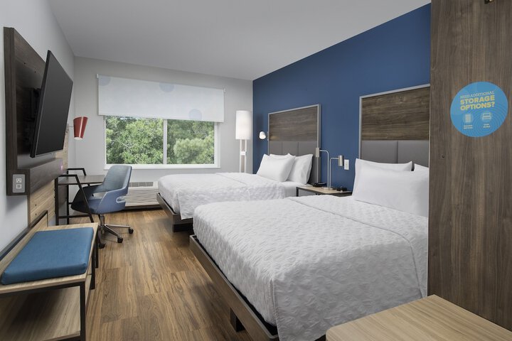 Room 14 of 38