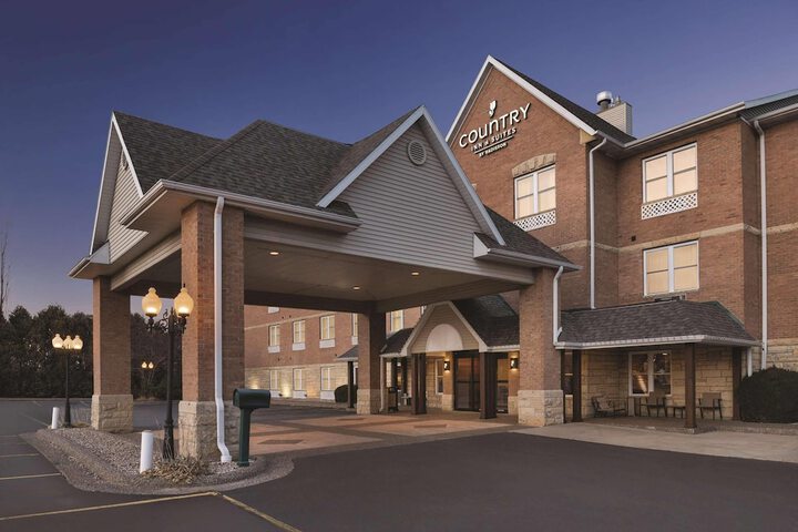 Country Inn & Suites by Radisson Galena, IL