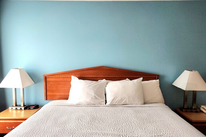 Days Inn & Suites by Wyndham Thibodaux