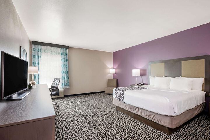 La Quinta Inn & Suites by Wyndham Corpus Christi - Portland