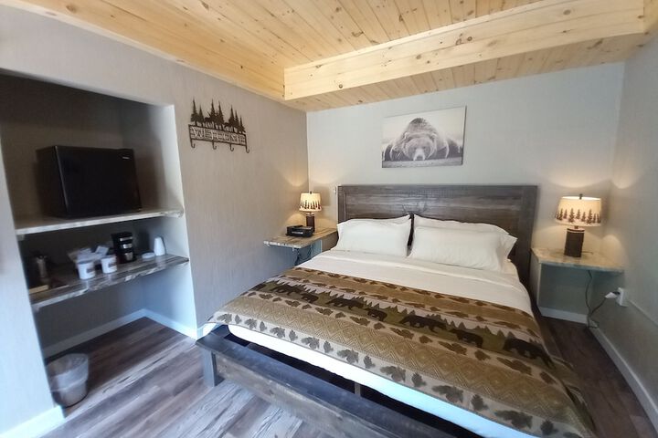 Room 77 of 83