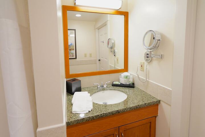 Heavenly Village Condos - Grand Residence