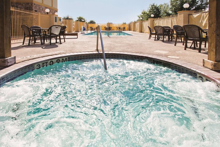 Pool 2 of 22